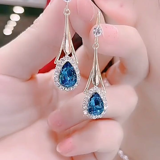（🔥NEU) Blaue Tropfenkristallohrringe