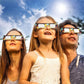 ✨🛒 -50% ! 🏙 Lunettes Éclipse Solaire ISO 12312-2 – Papier + Plastique – UV/IR Bloqués 99,99 % – pour une Observation Sûre