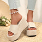 Sandales rehaussantes 👡 Modèle à enfiler, semelle épaisse pour allonger les jambes, texture antidérapante, confortables toute la journée, parfaites pour l'été ☀️
