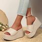 Sandales rehaussantes 👡 Modèle à enfiler, semelle épaisse pour allonger les jambes, texture antidérapante, confortables toute la journée, parfaites pour l'été ☀️