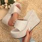 Sandales rehaussantes 👡 Modèle à enfiler, semelle épaisse pour allonger les jambes, texture antidérapante, confortables toute la journée, parfaites pour l'été ☀️